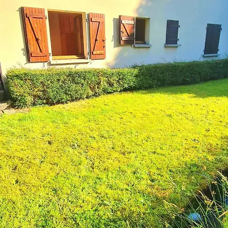 - Avec - Terrasse - Jardin- Parking - Proche Toutes Commodites Et - Calme - Lisiere De Foret