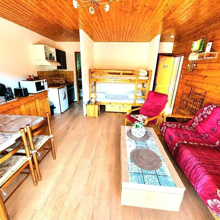 - Avec - Terrasse - Jardin- Parking - Proche Toutes Commodites Et - Calme - Lisiere De Foret