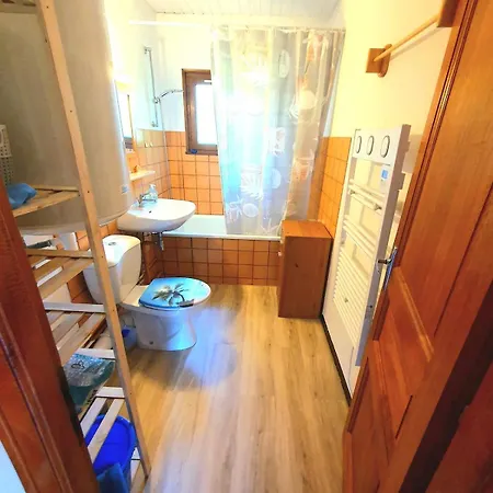 - Avec - Terrasse - Jardin- Parking - Proche Toutes Commodites Et - Calme - Lisiere De Foret * Gérardmer