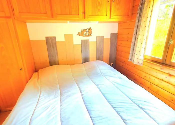 - Avec - Terrasse - Jardin- Parking - Proche Toutes Commodites Et - Calme